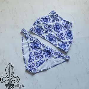 ⚜Apparel Blue and white 2 piece suit⚜